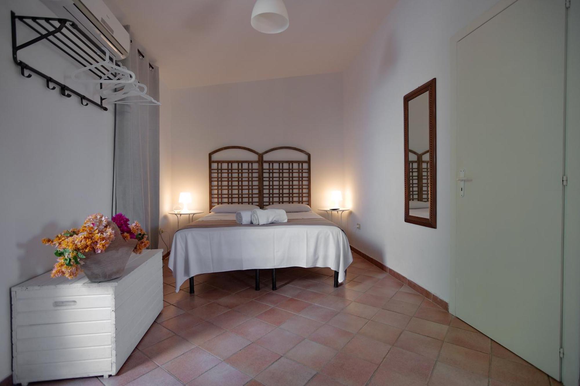 Giardino Dell'impossibile Di Antonino Campo Apartment Favignana